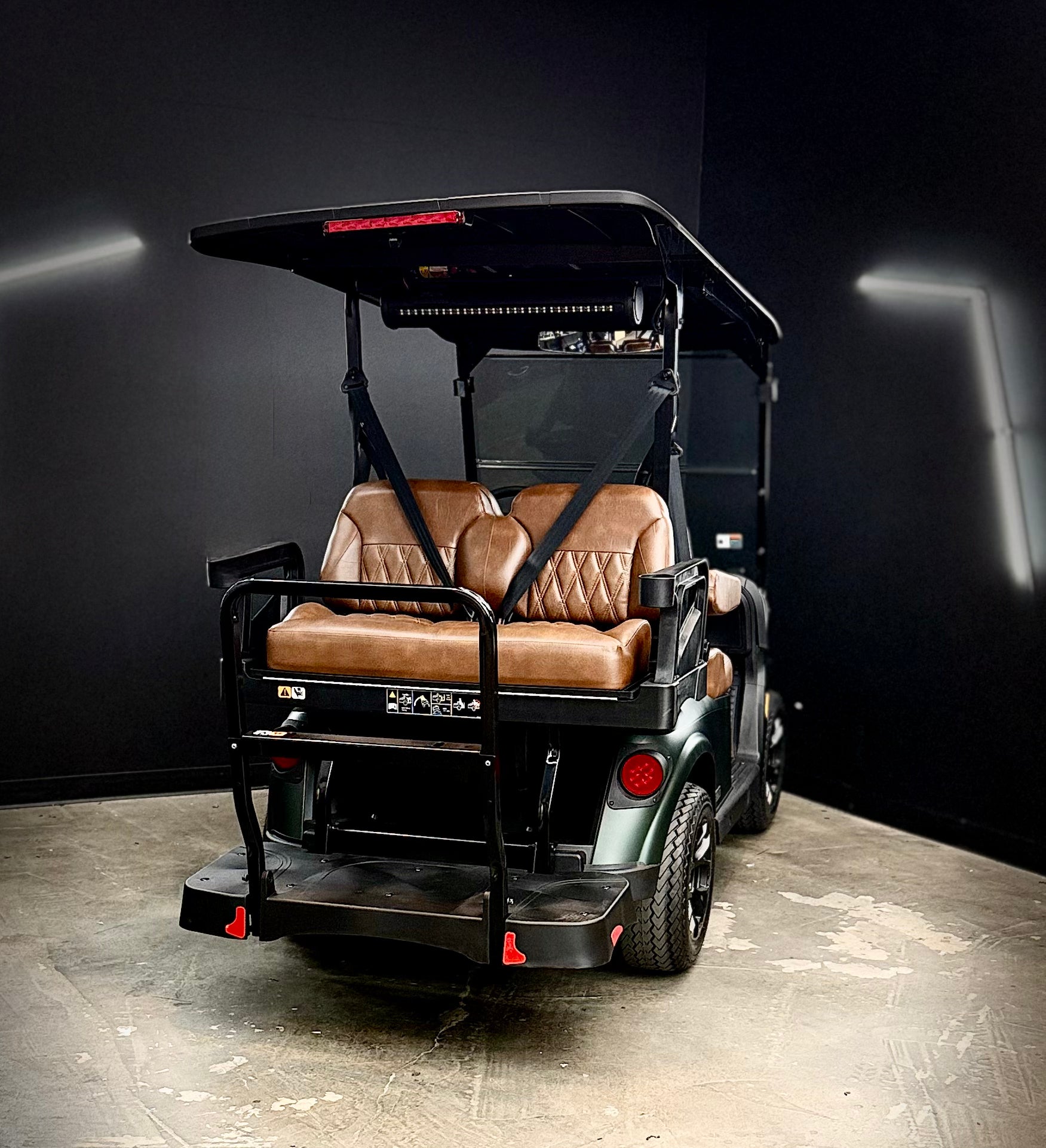 2026 E-Z-GO RXV 4 Touring S Elite Lithium — photo 9